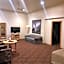 Super 8 by Wyndham Bridgeview of Mackinaw City
