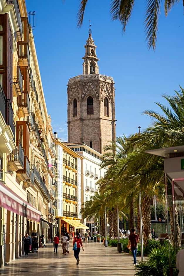 APARTAMENTOS CIUDAD DE LAS ARTES Y LAS CIENCIAS