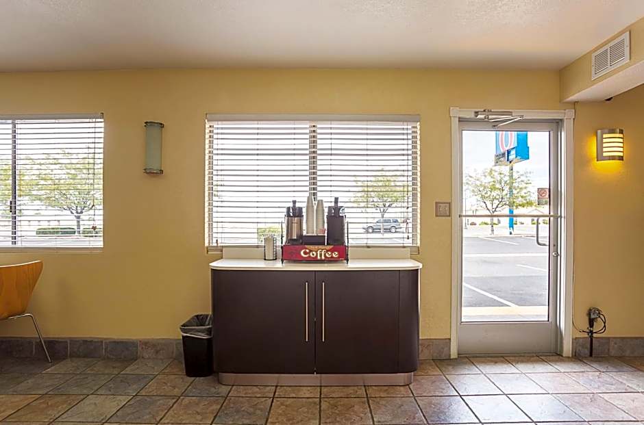 Motel 6-Holbrook, AZ
