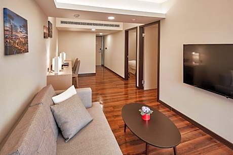 Deluxe Family Suite