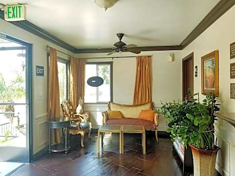 Casa Bella Inn Downtown LA