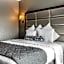 Umbrella Hotel Bronx