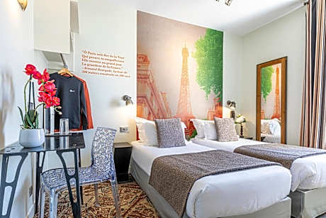 Two Adjacent Double Rooms Eiffel
