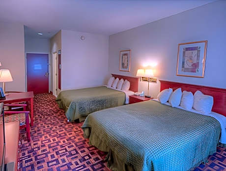Queen with 2 Queen Beds - Non-Smoking