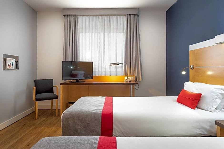Holiday Inn Express Lisbon-Oeiras By IHG