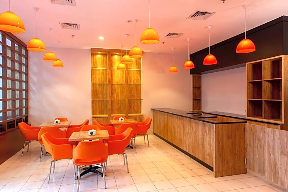 Urban Hotel Serpong by Zuzu