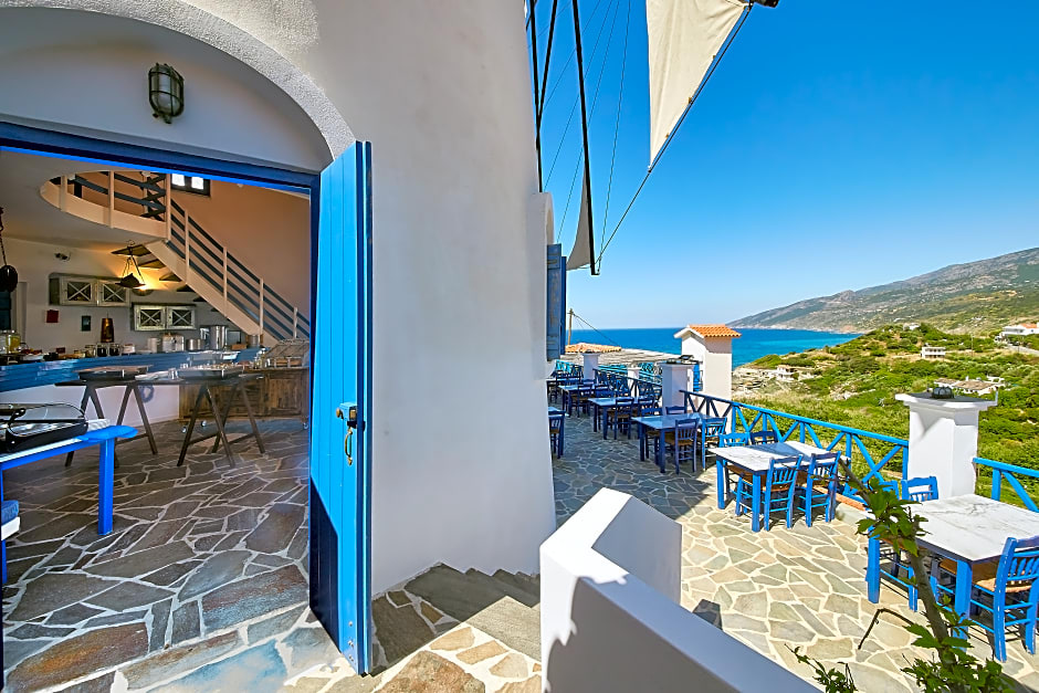 Kerame Hotel & Studios