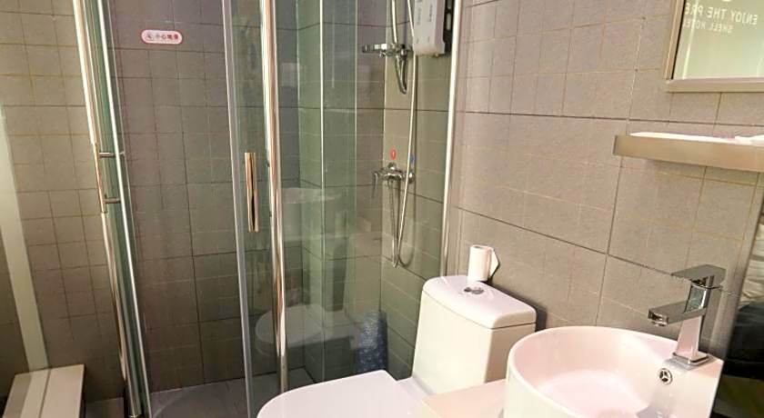 Shell Zhangjiakou City Qiaodong District Yingzuo Hotel