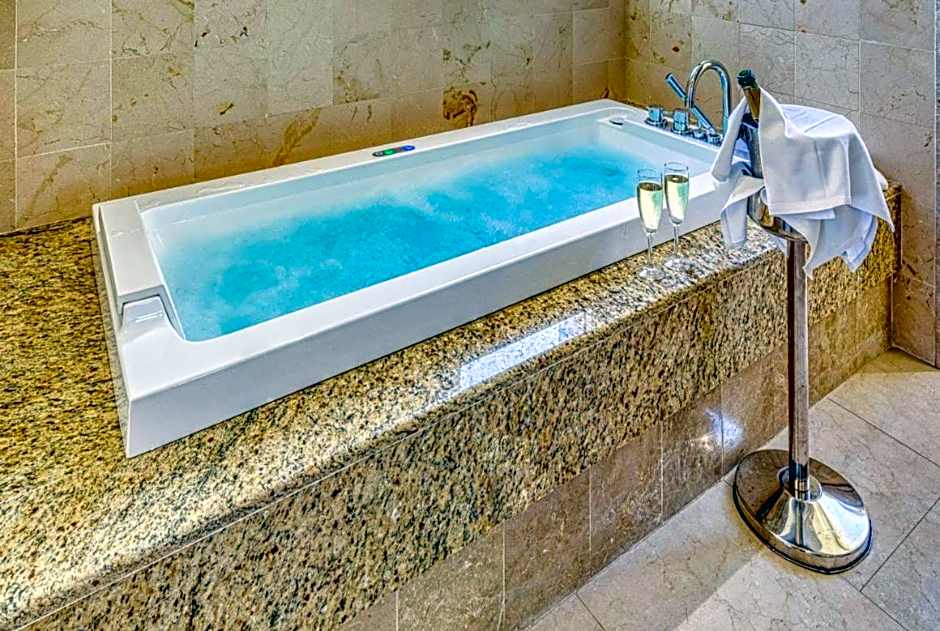 GRAN VIA -Chueca ROOMS PARKING TPH