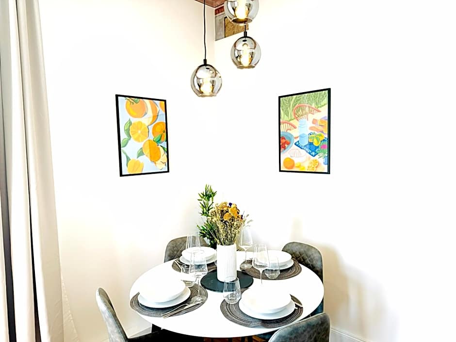 E&K living - design Apartments - SKY-TV - Audi - IN village - free parking