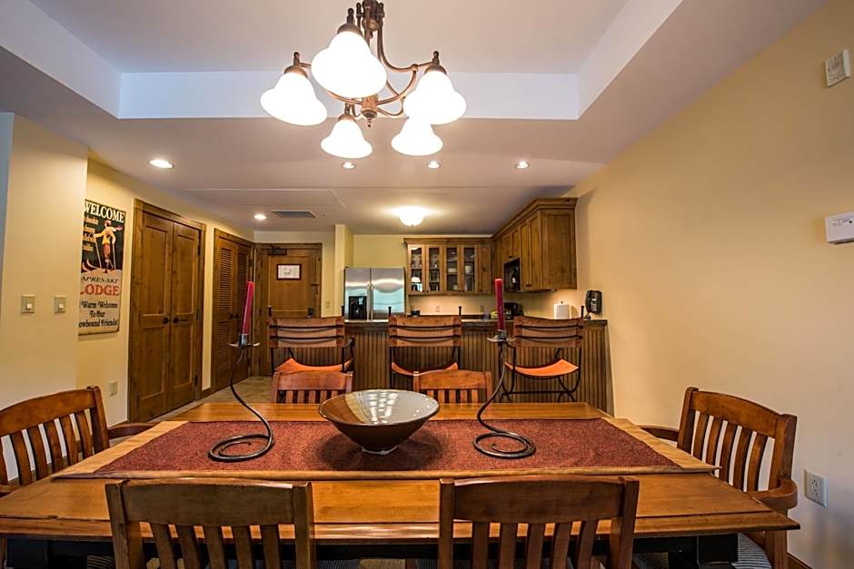 The Lodge at Mountaineer Square