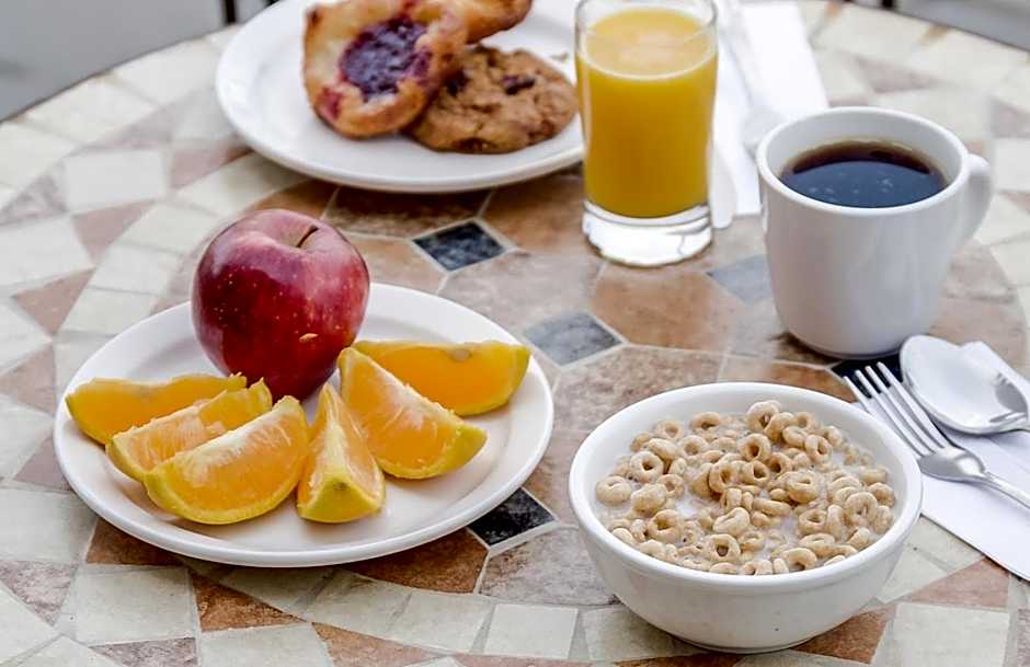 Monte Carlo Inn Barrie