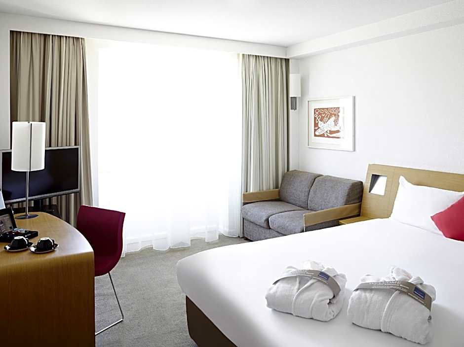 Novotel London Heathrow Airport M4 Jct. 4