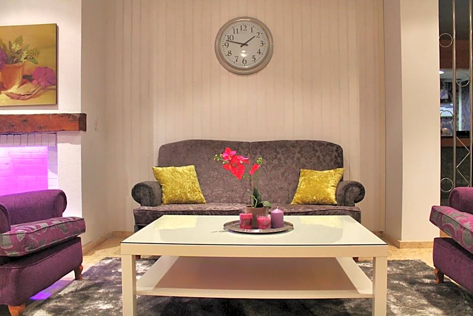 Hotel Marola