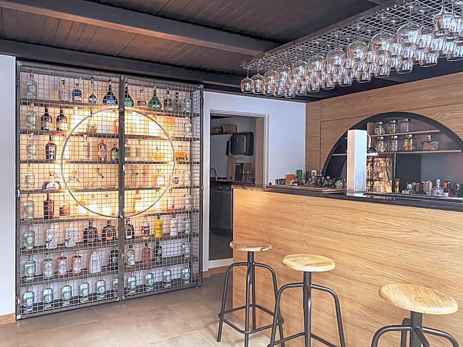 PATE'O Hostel & Suites