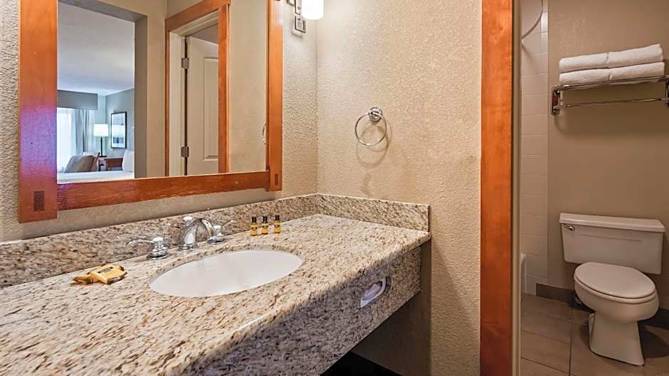 Best Western Plus High Country Inn