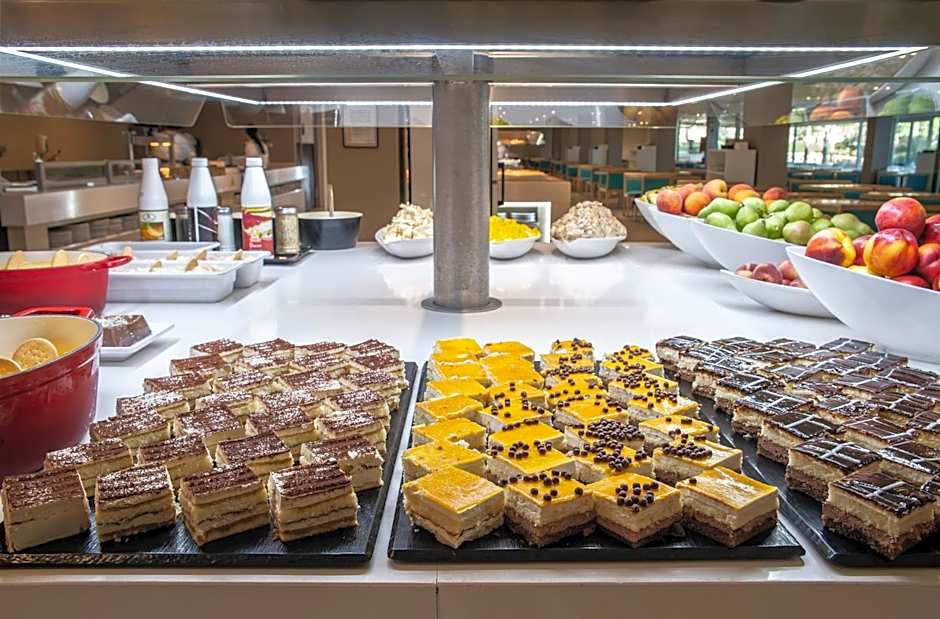 Hotel Roquetas El Palmeral by Pierre & Vacances