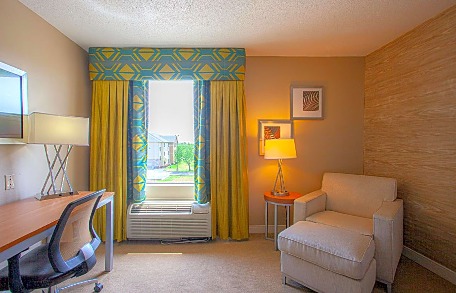 Holiday Inn & Suites Houston North Spring By IHG