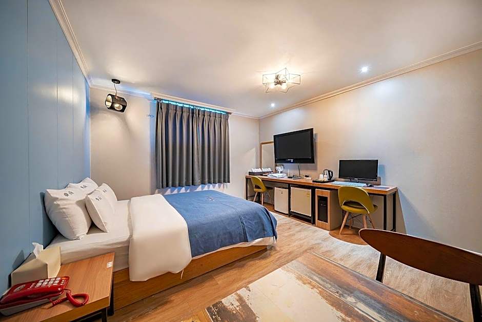 Ost Hotel