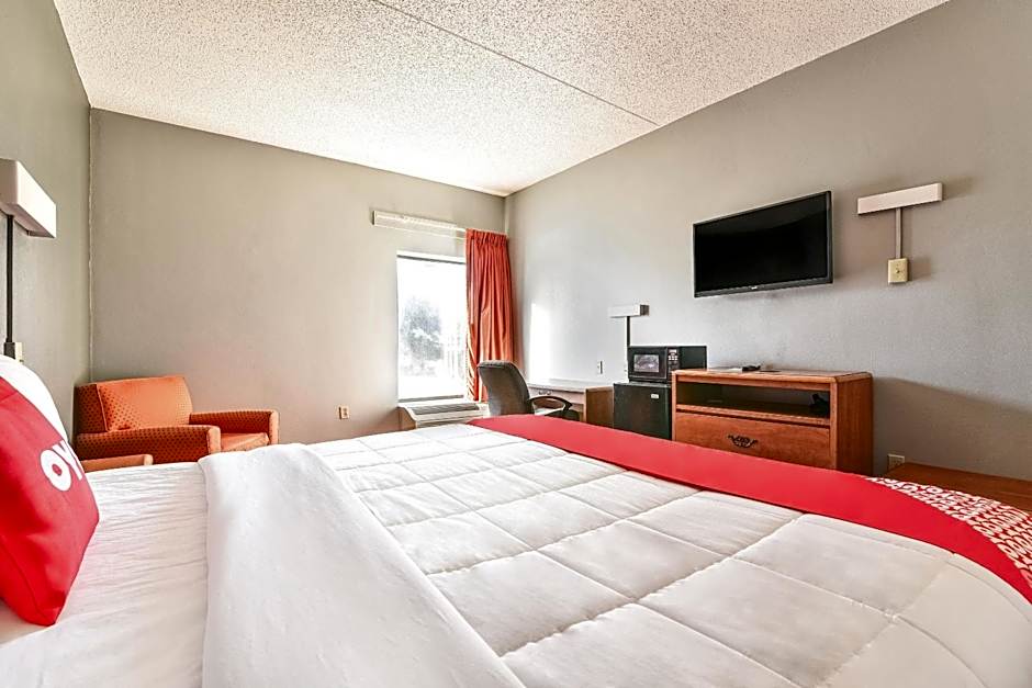 OYO Townhouse Inn Jacksonville AR