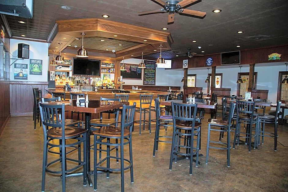 The Stables Inn & Suites