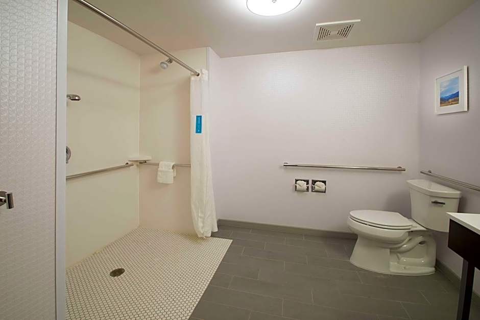 Hampton Inn By Hilton Arvin Tejon Ranch, CA