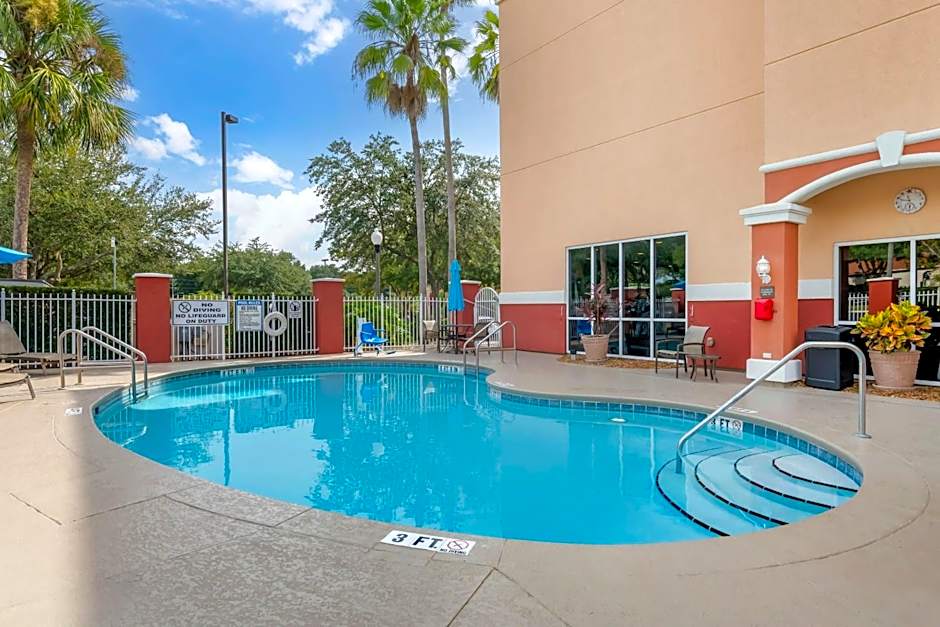 Comfort Suites Lady Lake - The Villages