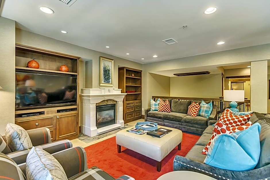 The Chateaux Deer Valley