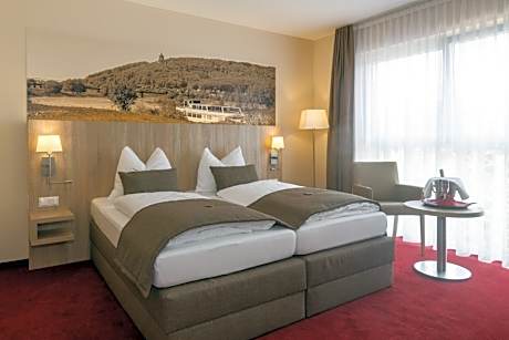 Double or Twin Room with Shower
