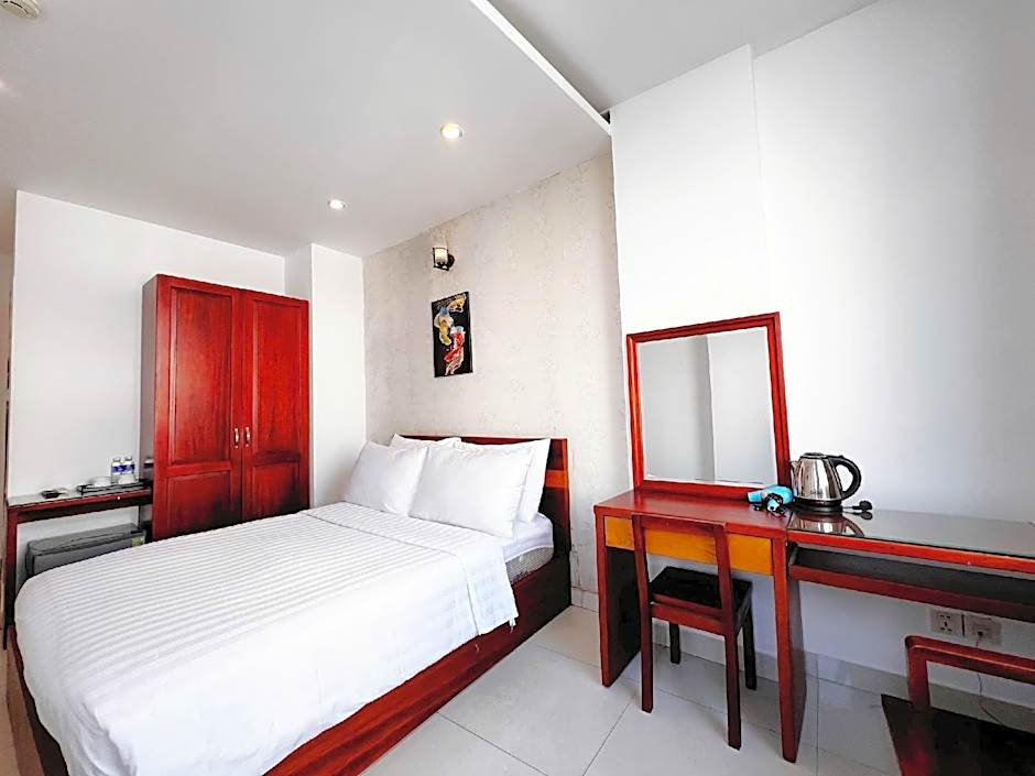 SaiGon Europe Hotel - Bui Vien Walking Street