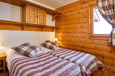 Two-Bedroom Apartment (6 Adults) with Spa Access