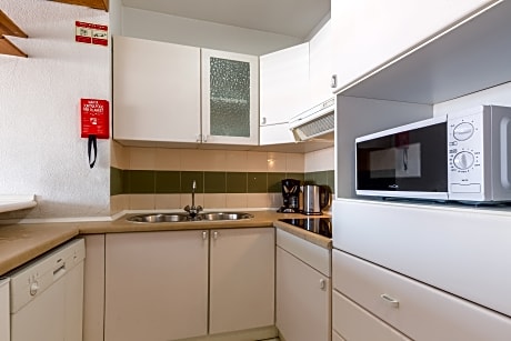 Apartment Three Bedrooms