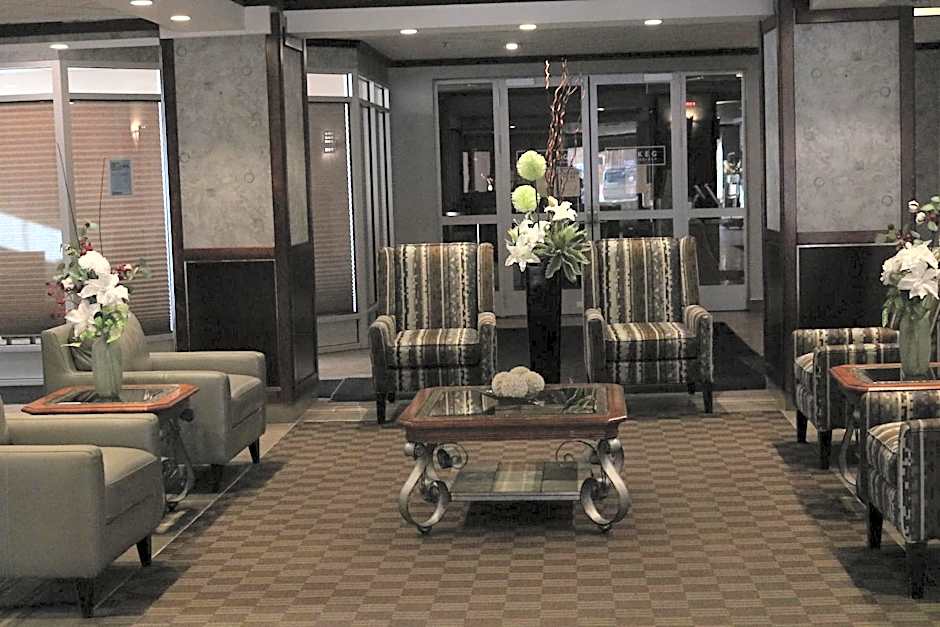 Nomad Hotel & Suites