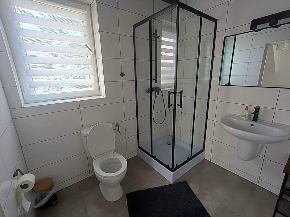 Motelik White House - pokoje gościnne