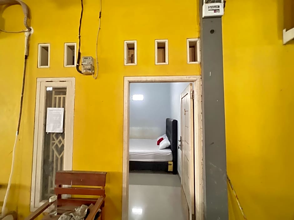 RedDoorz @ Kay Residence Waydadi Lampung