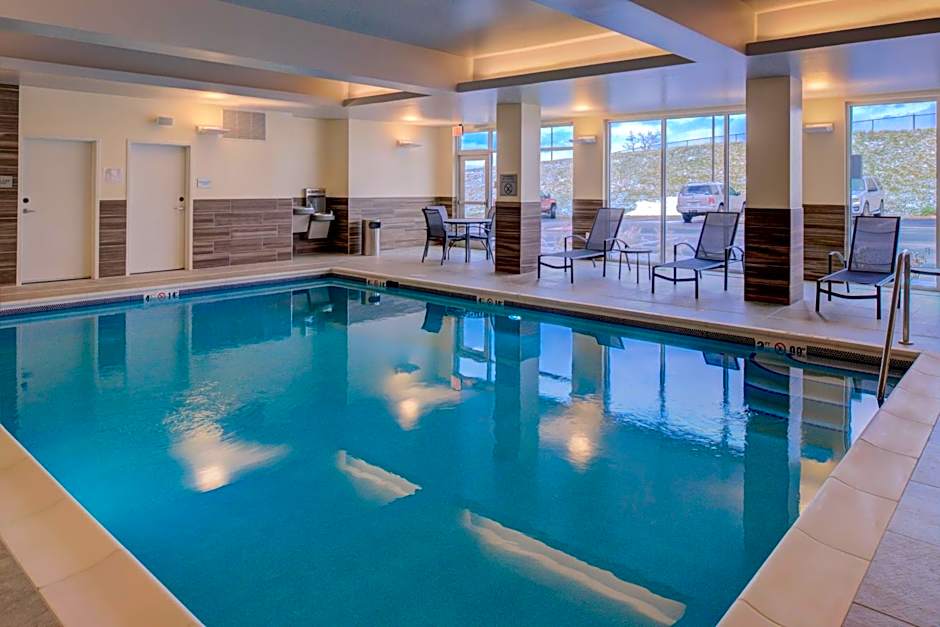 Fairfield Inn and Suites by Marriott Staunton