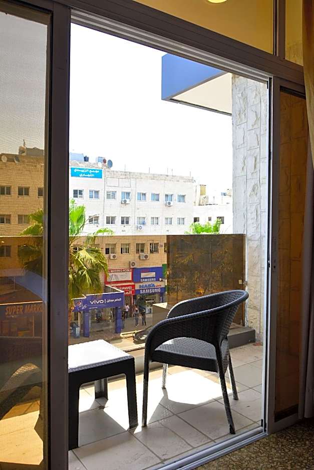 Rakeen Hotel