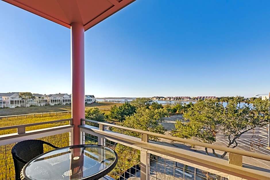 Hotel Folly with Marsh and Sunset Views