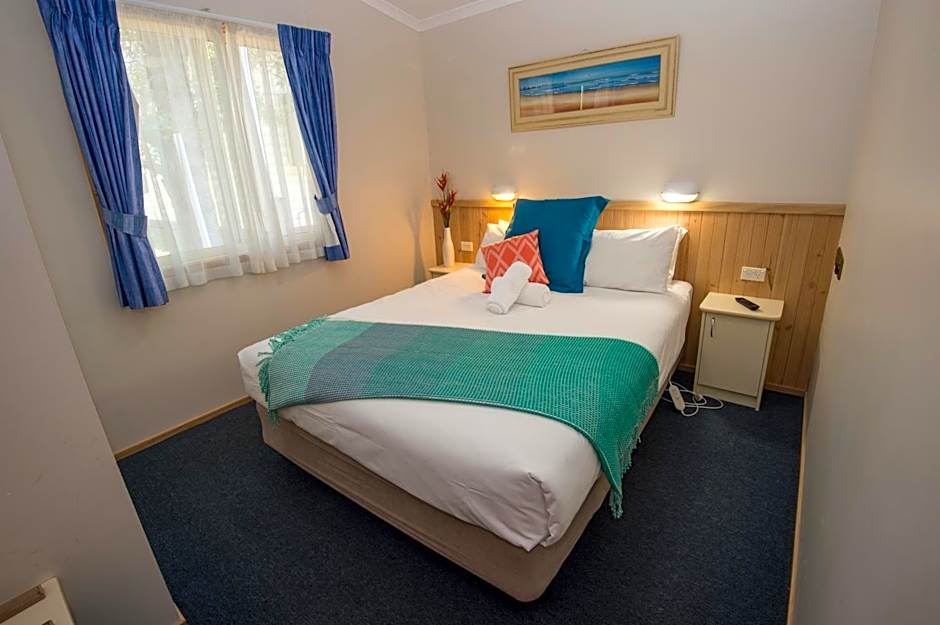 The Lakes Beachfront Holiday Park