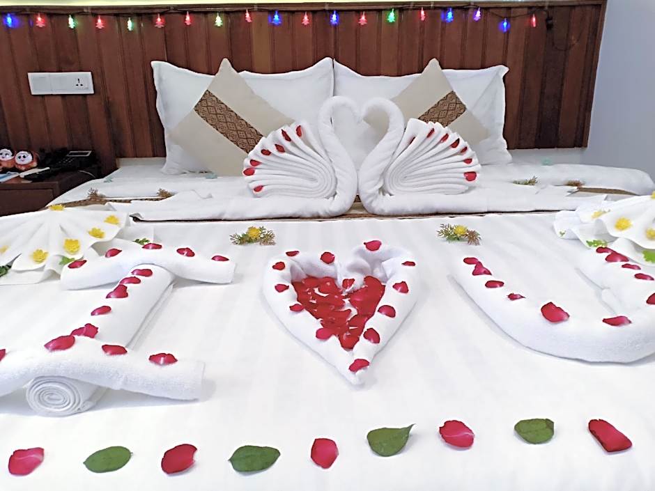 Photo 1 of 50 of Hotel Duo Swan