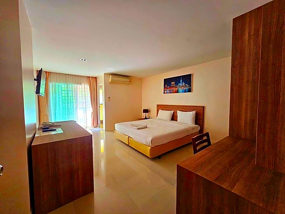 Similan Mansion