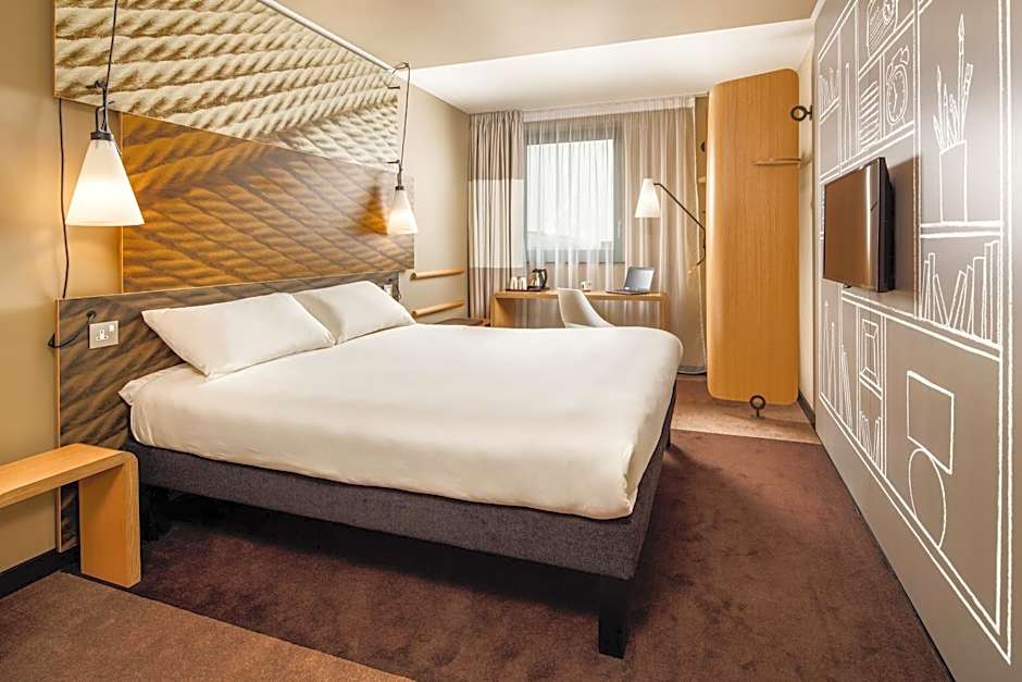 ibis Manchester Centre Princess Street