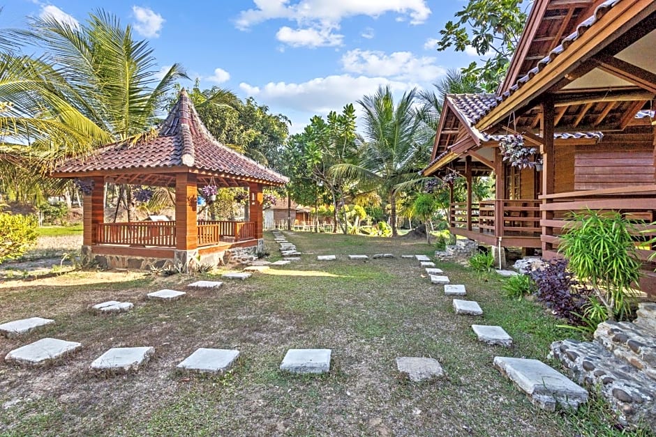 Sawarna Little Hula Hula