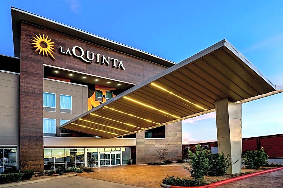 La Quinta Inn & Suites by Wyndham Houston Cypress