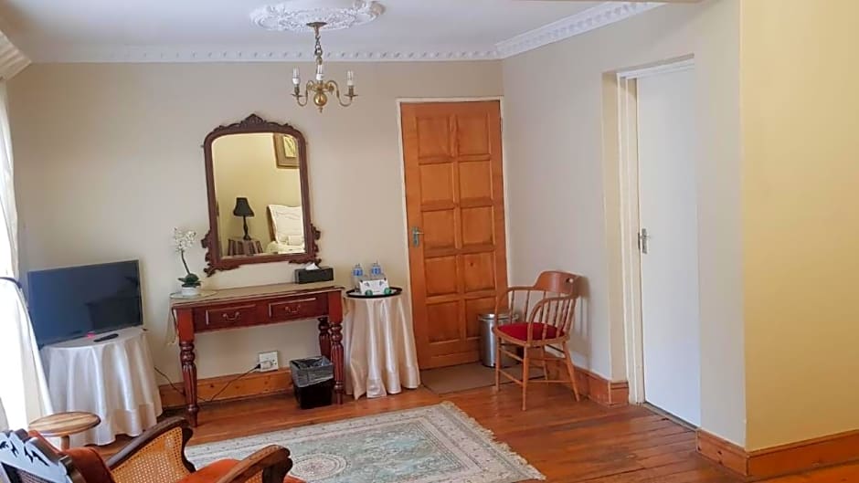 Upper Houghton Guesthouse