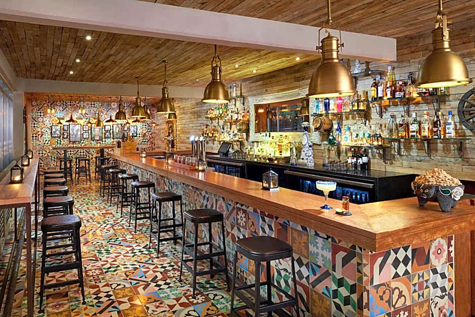 The Fives Beach Hotel & Residences All Senses Inclusive