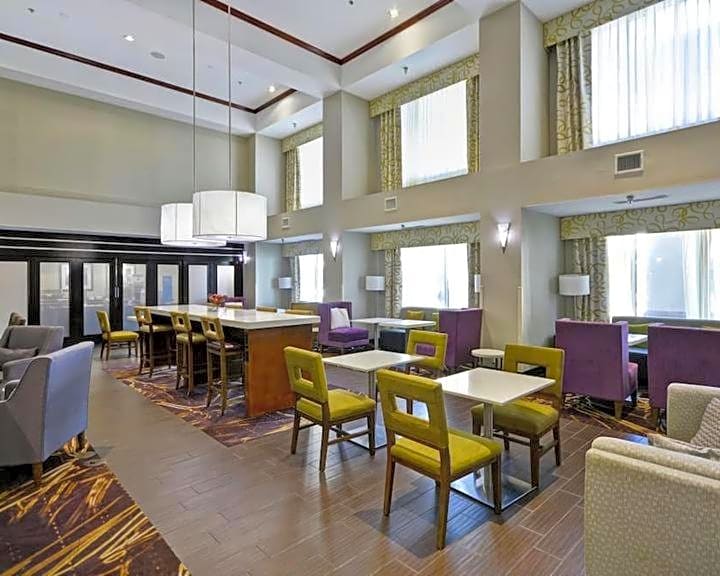 Hampton Inn & Suites Corpus Christi I-37 - Navigation Boulevard