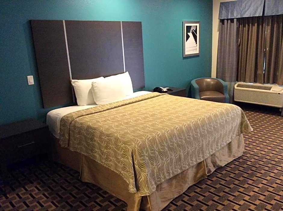 Regency Inn & Suites- NW Houston