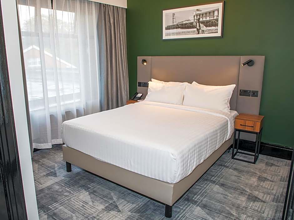 Park Inn by Radisson Bournemouth