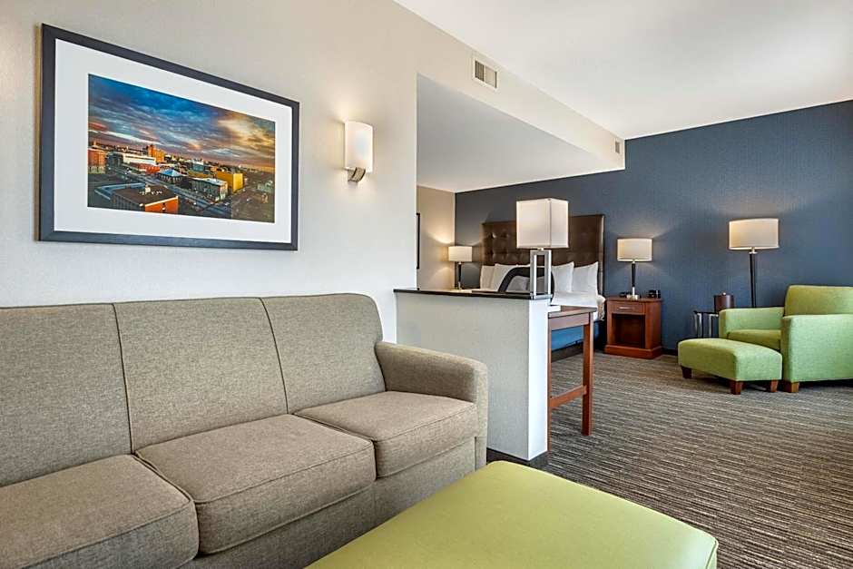 Drury Plaza Hotel Columbia East